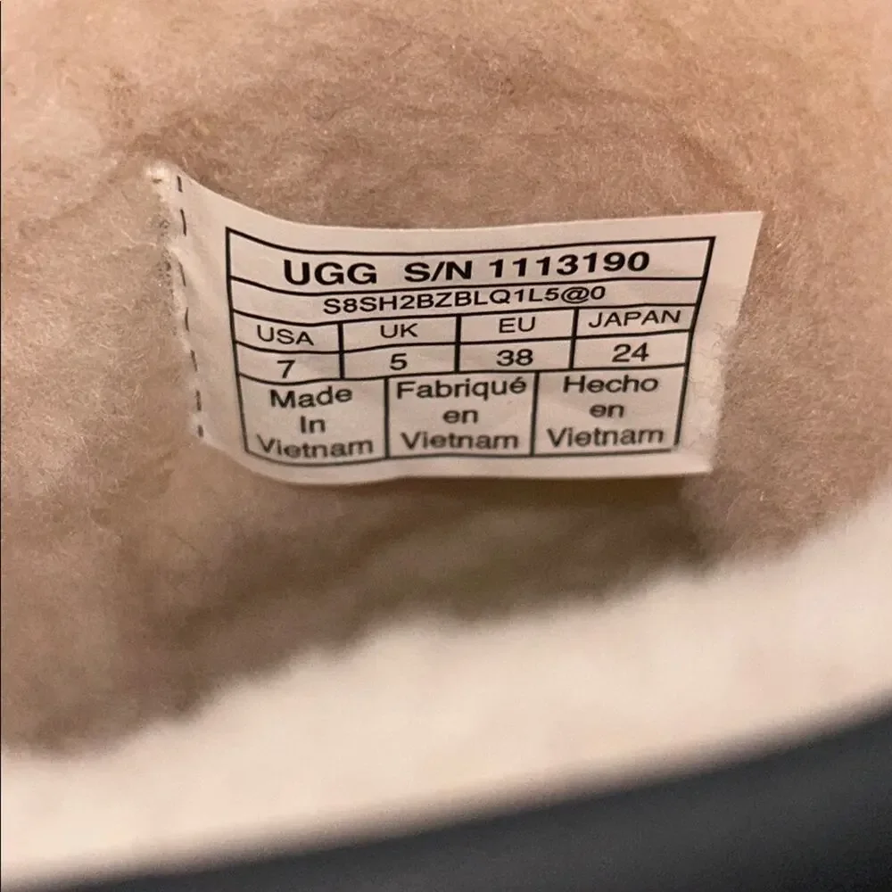 UGG authentic women’s